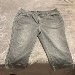 a.n.a Gray Women's Capris